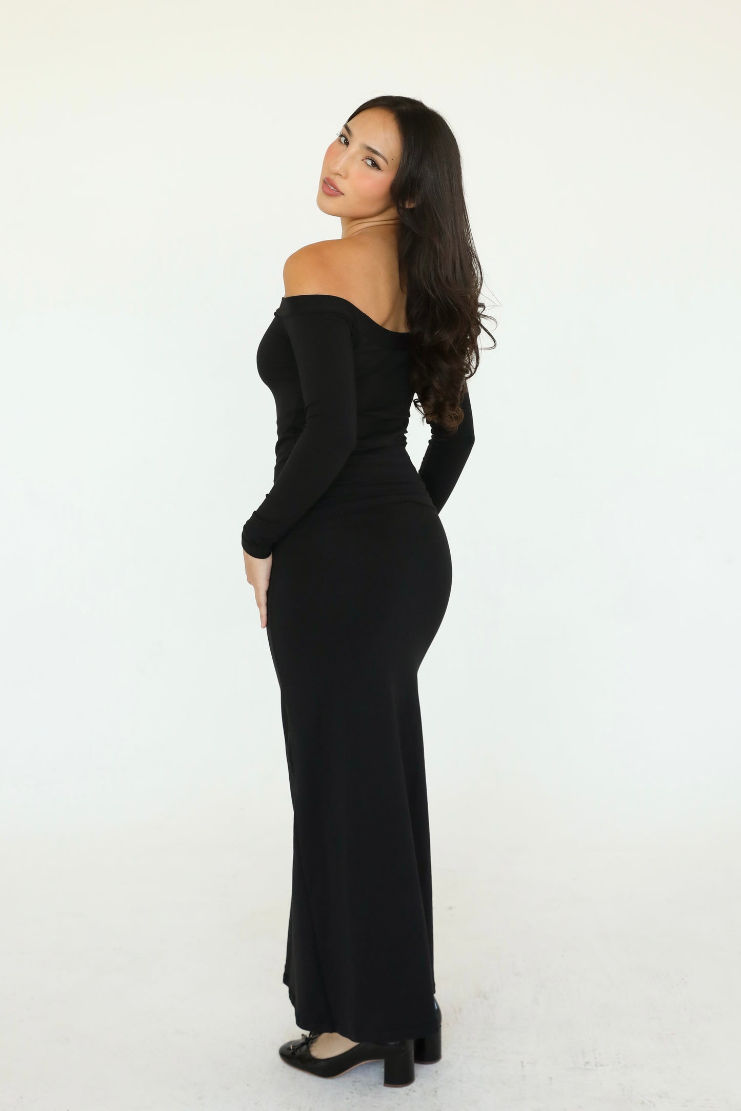 the julie maxi skirt // black