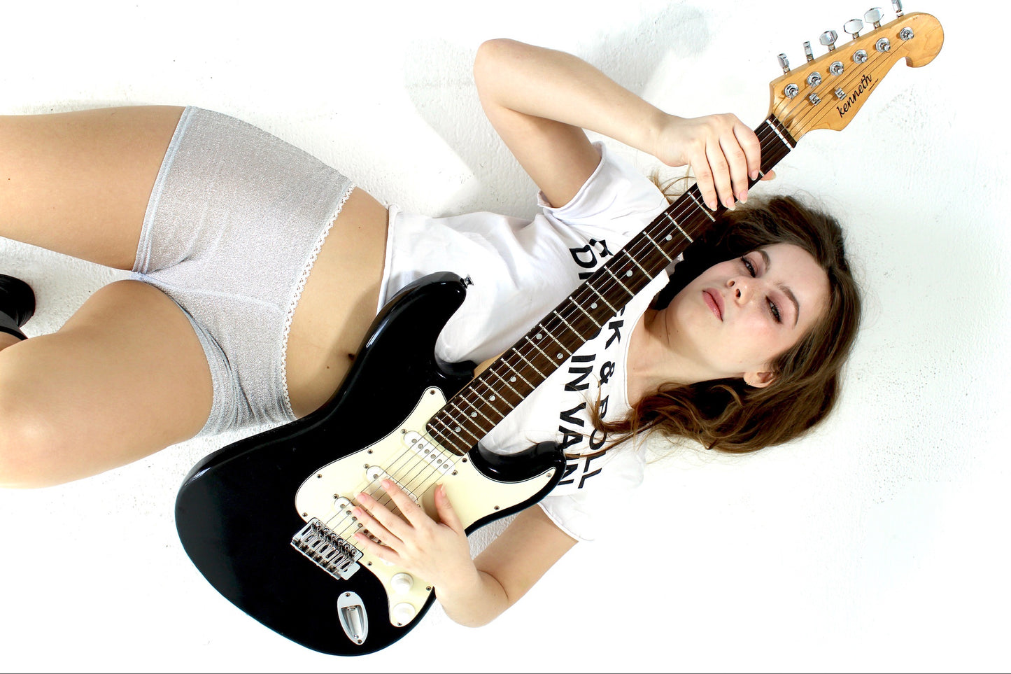 starlet shorties // silver