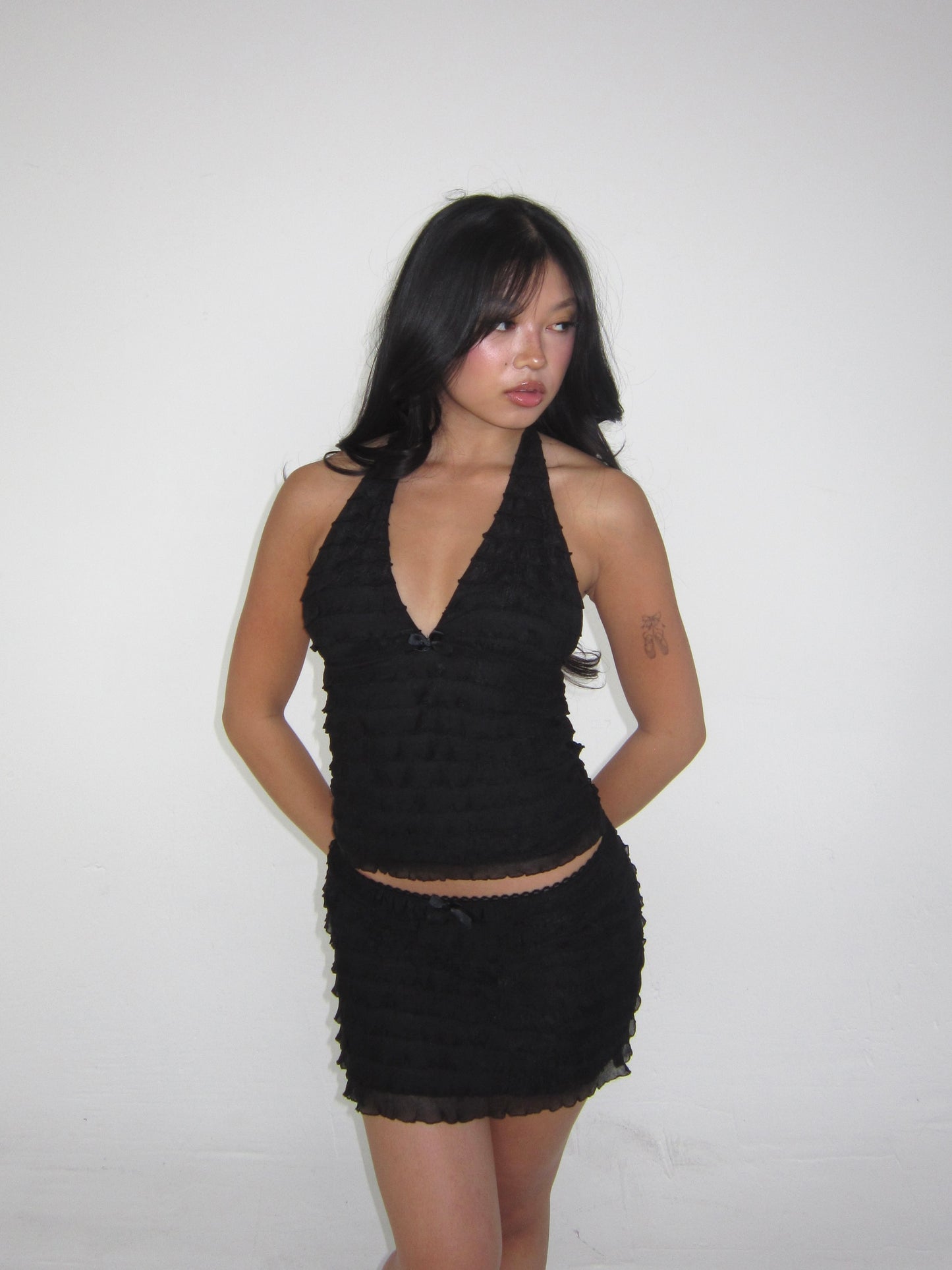 the donna halter top // black