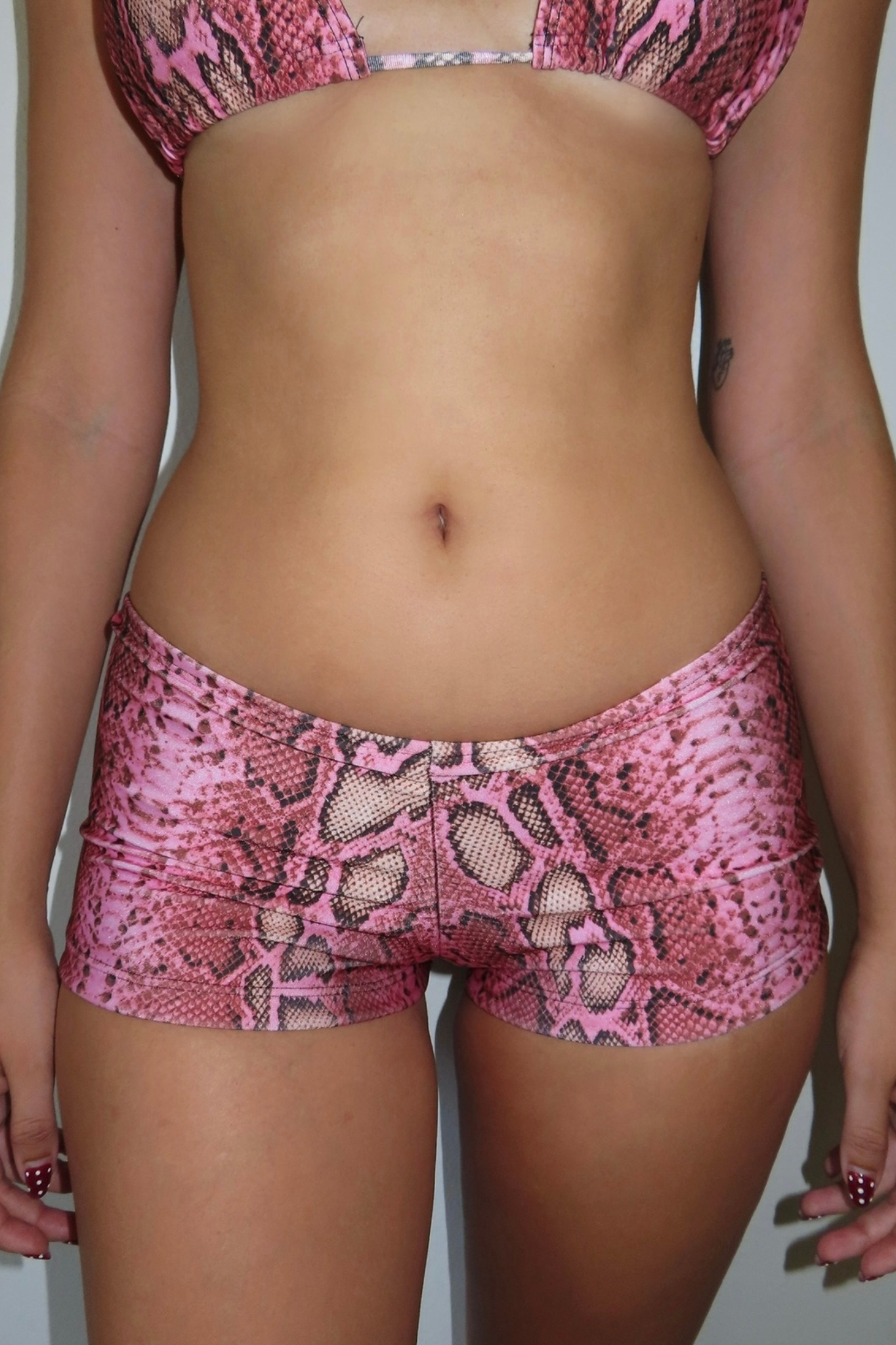 the slytherin swim shorts // pink
