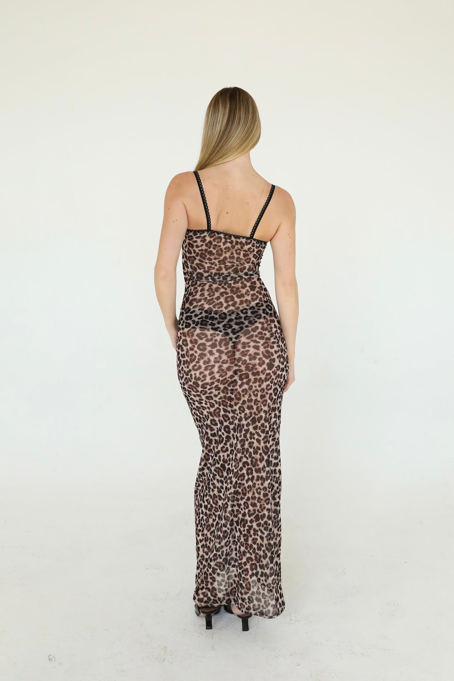 the zoe maxi dress // cafe