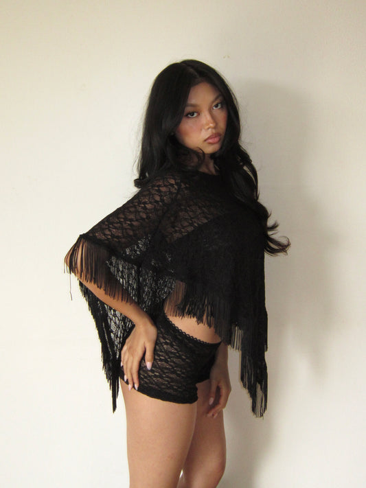 the sahara poncho // black