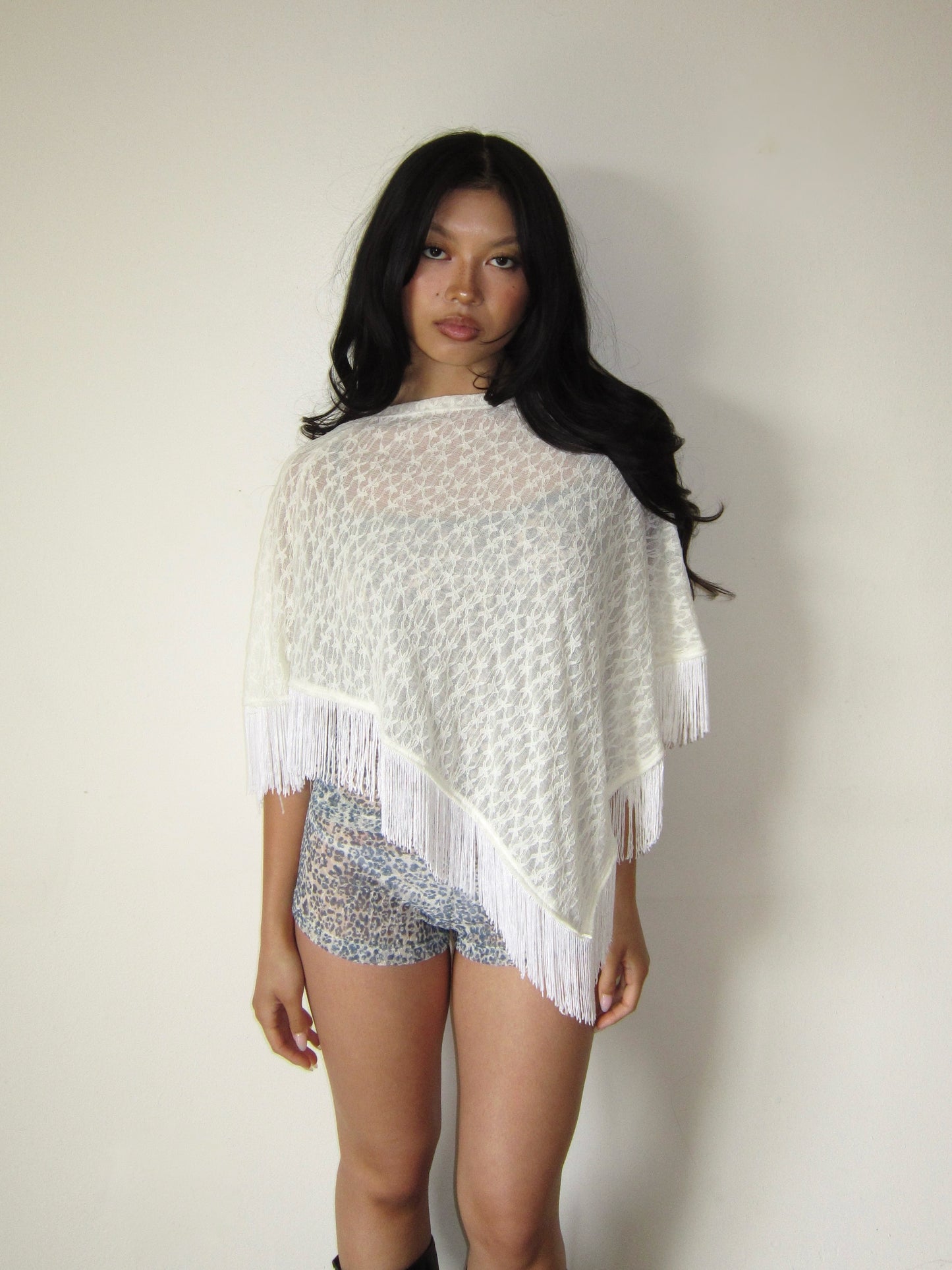the sahara poncho // white
