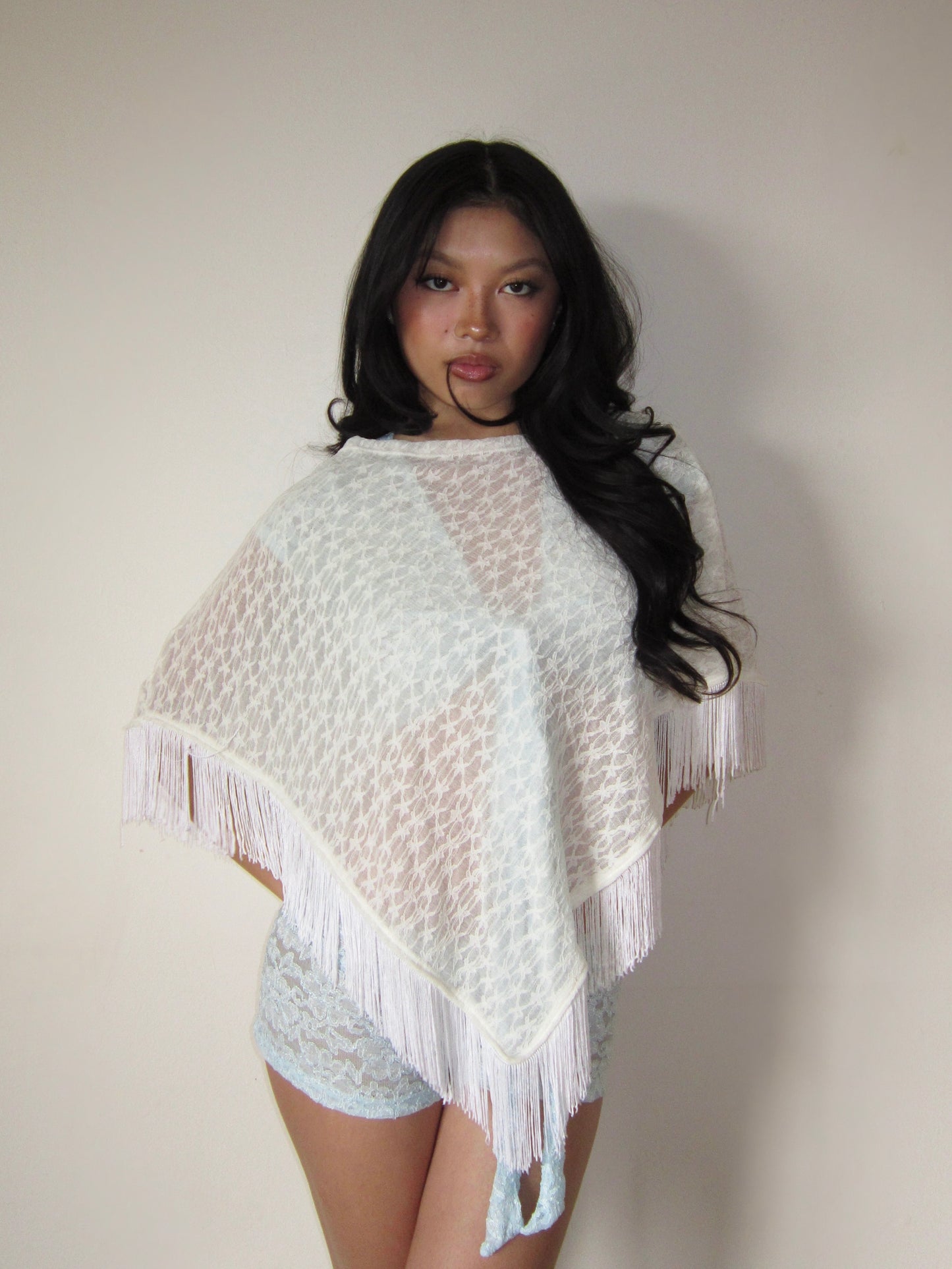 the sahara poncho // white