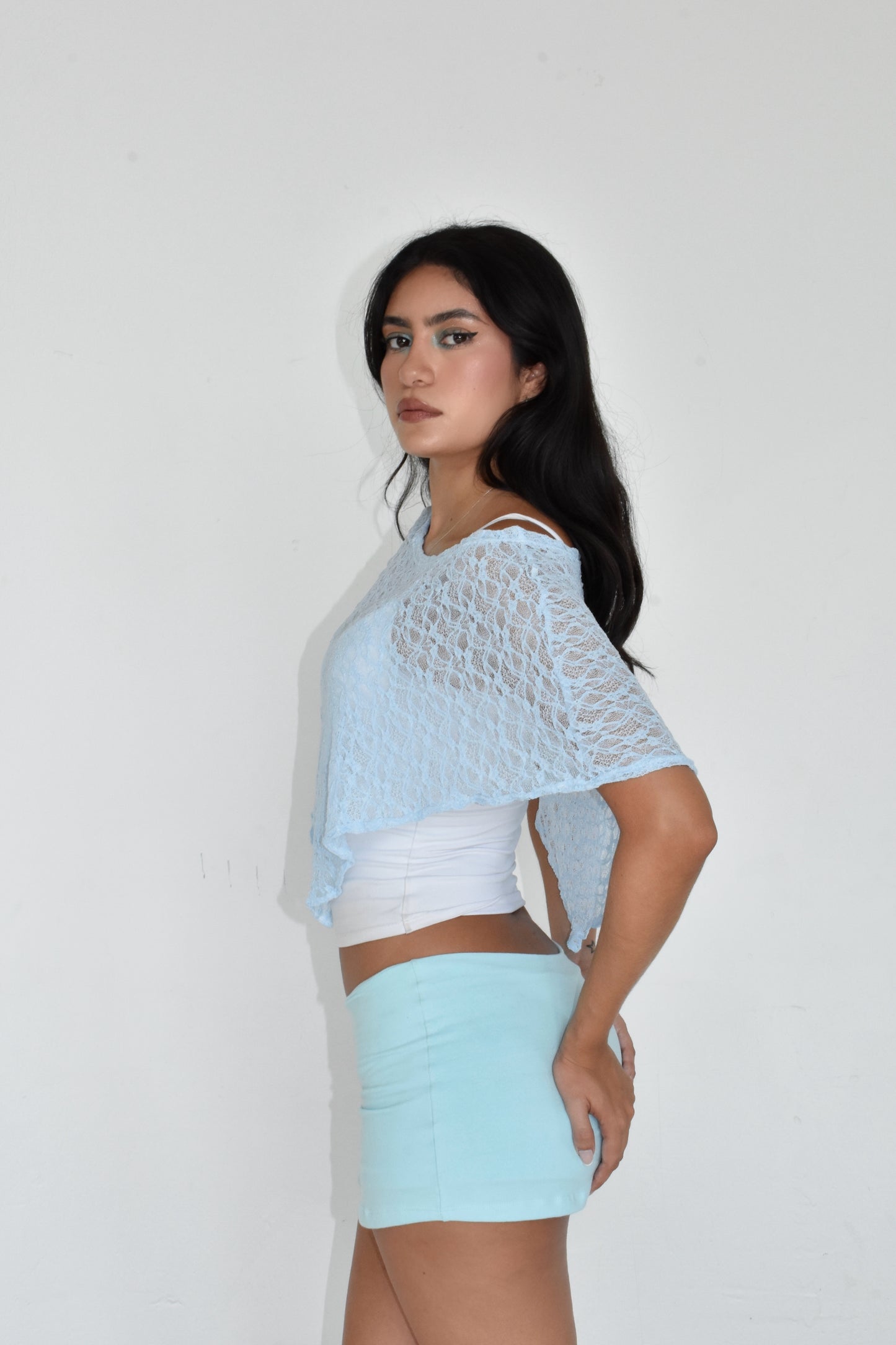 the sahara poncho // baby blue